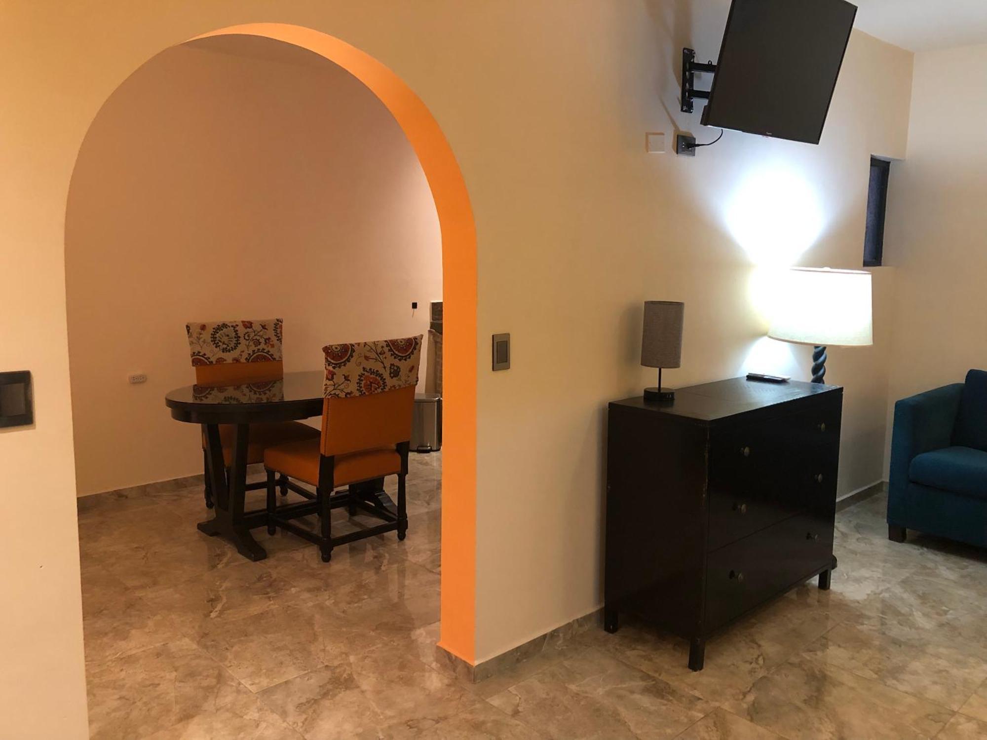 Tres Iguanas Apart Hotel - New, Cozy & Spacious Flats, Short Walk To Beach Loreto  Eksteriør billede