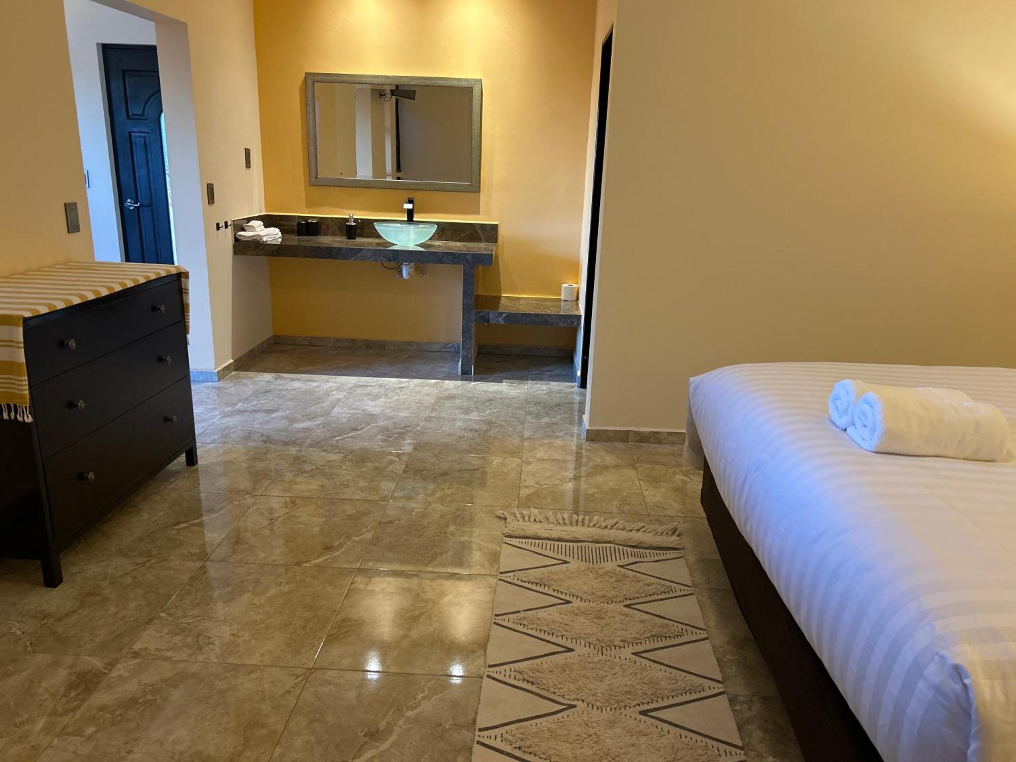 Tres Iguanas Apart Hotel - New, Cozy & Spacious Flats, Short Walk To Beach Loreto  Eksteriør billede