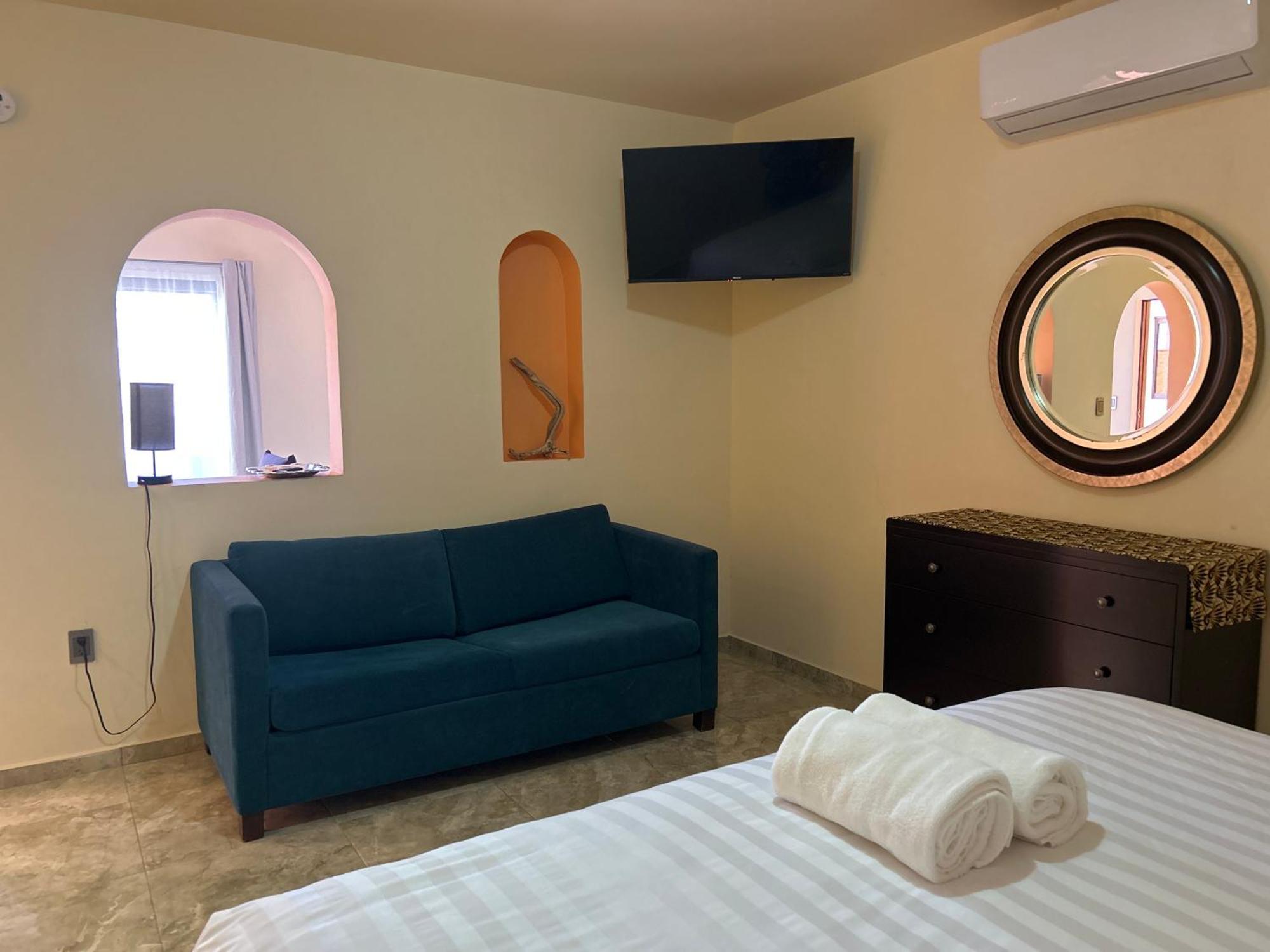 Tres Iguanas Apart Hotel - New, Cozy & Spacious Flats, Short Walk To Beach Loreto  Eksteriør billede